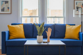 Lowest Rates! Fun & Stylish 3BR in Logan Square